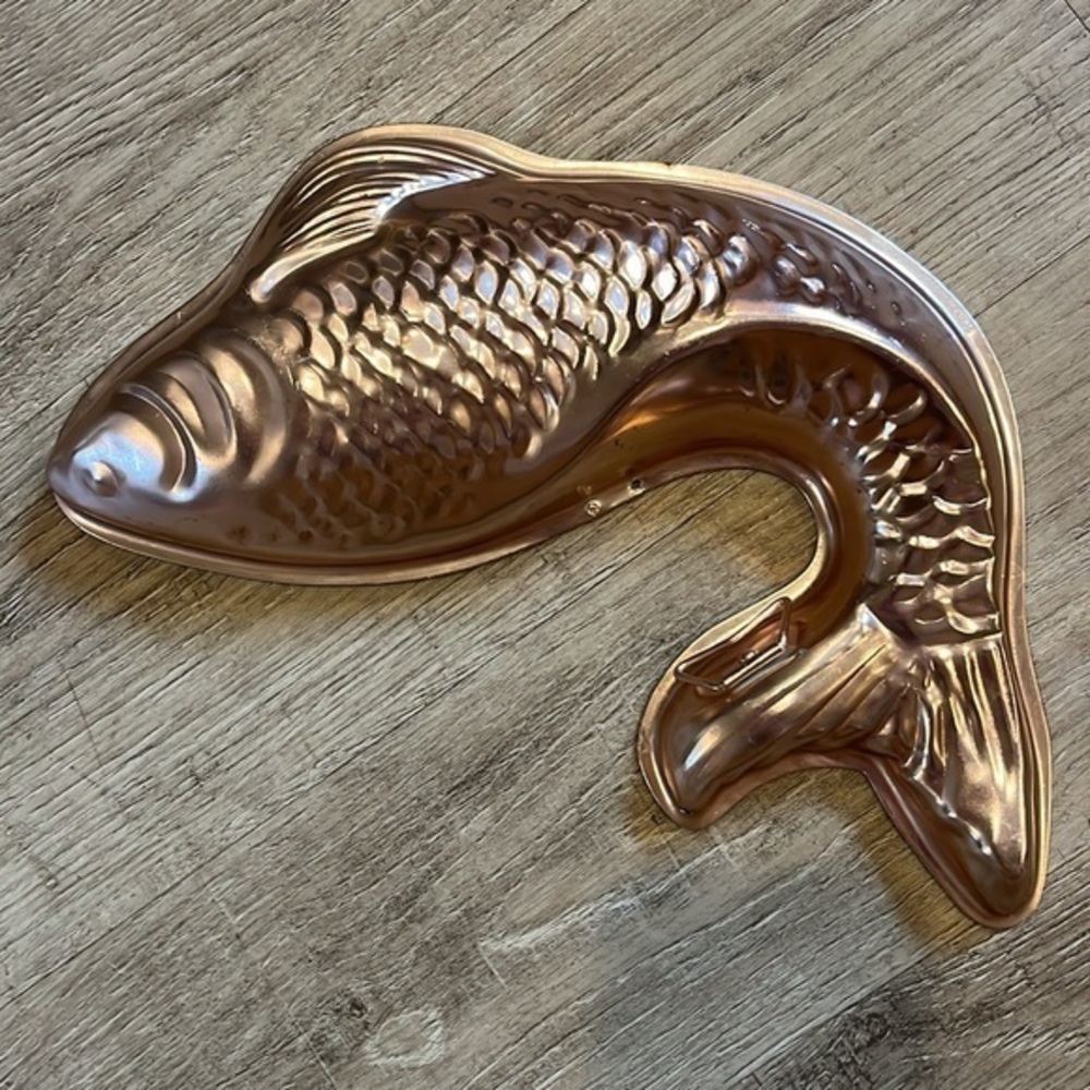 Vintage Copper-Tone Fish Cake Mold